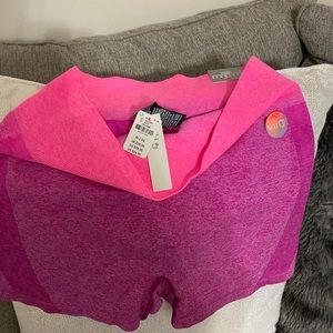 PINK Seamless best 🍑 gym shortie size XL